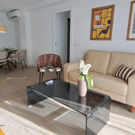 Piso Nuevo Y Luminoso En Appartamento Valenza